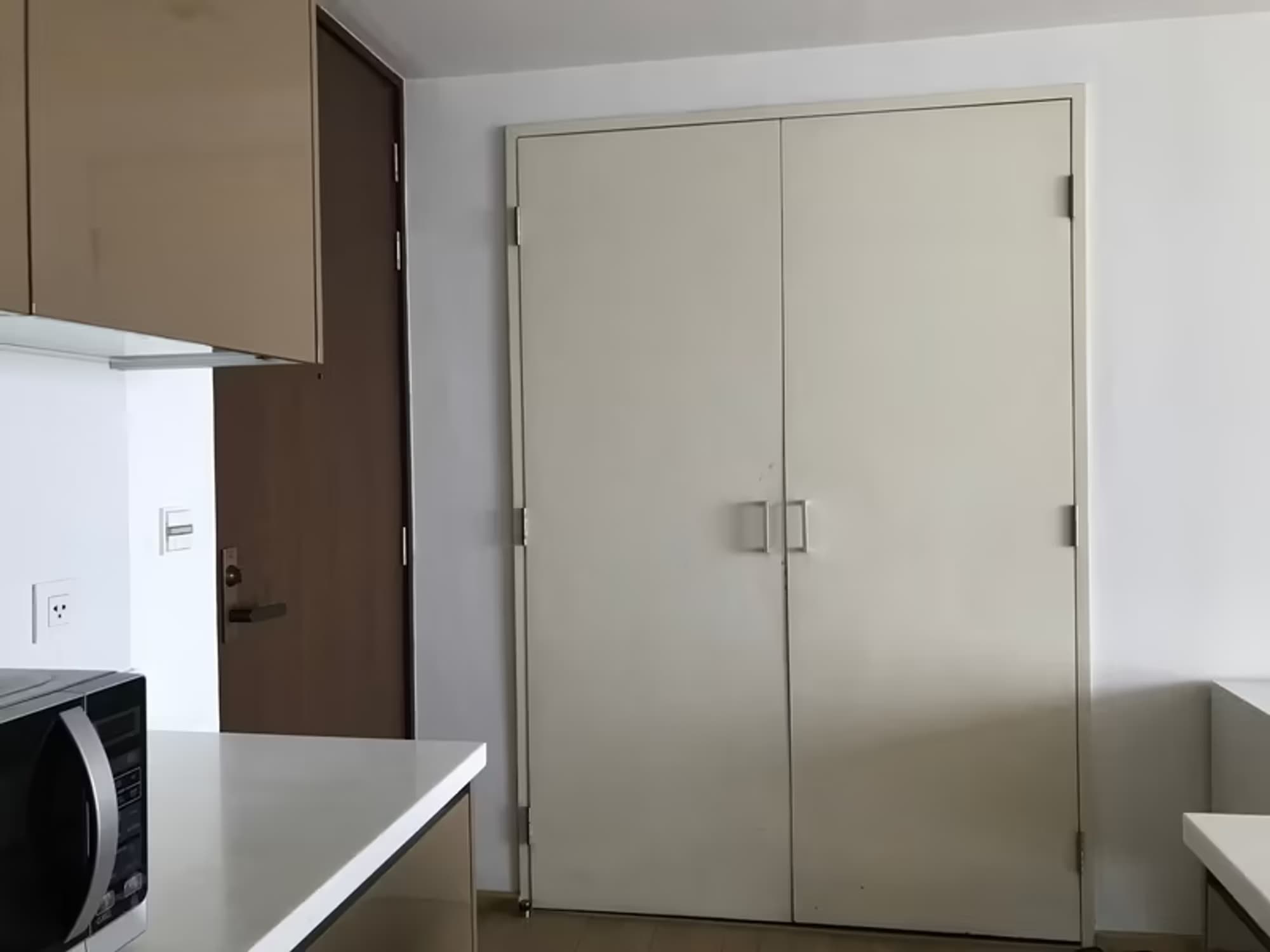  Condo for Rent at Siri at Sukhumvit Condominium - Image 3