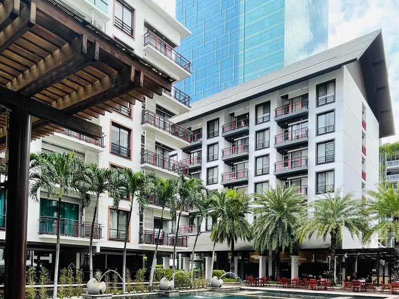 2 Bed Condo for Rent  Near Thailand Cultural Centre MRT