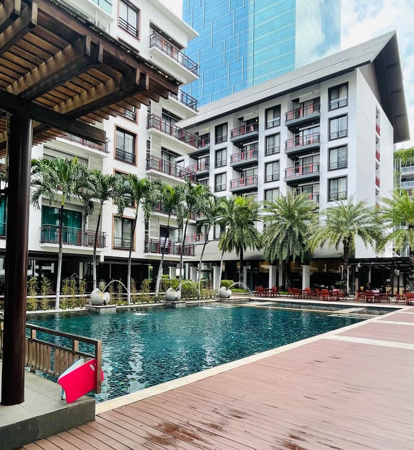 2 Bed Condo for Rent  Near Thailand Cultural Centre MRT - Image 5
