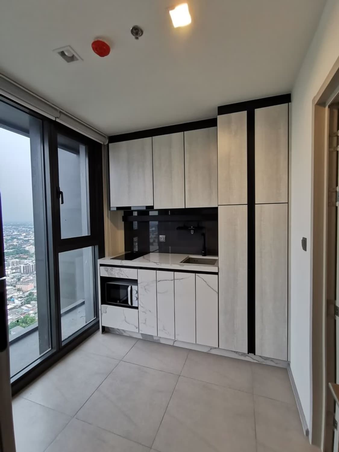 Condo for Rent at The Line Sukhumvit 101 - Image 6