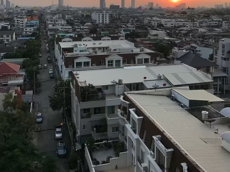 Condo for Rent at Belle Park Residence