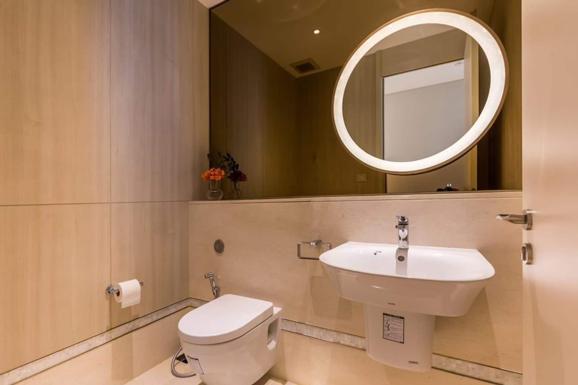 Condo for Rent, Sale at Baan Sindhorn - Image 23