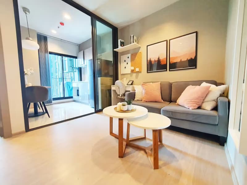1 Bedroom Condo