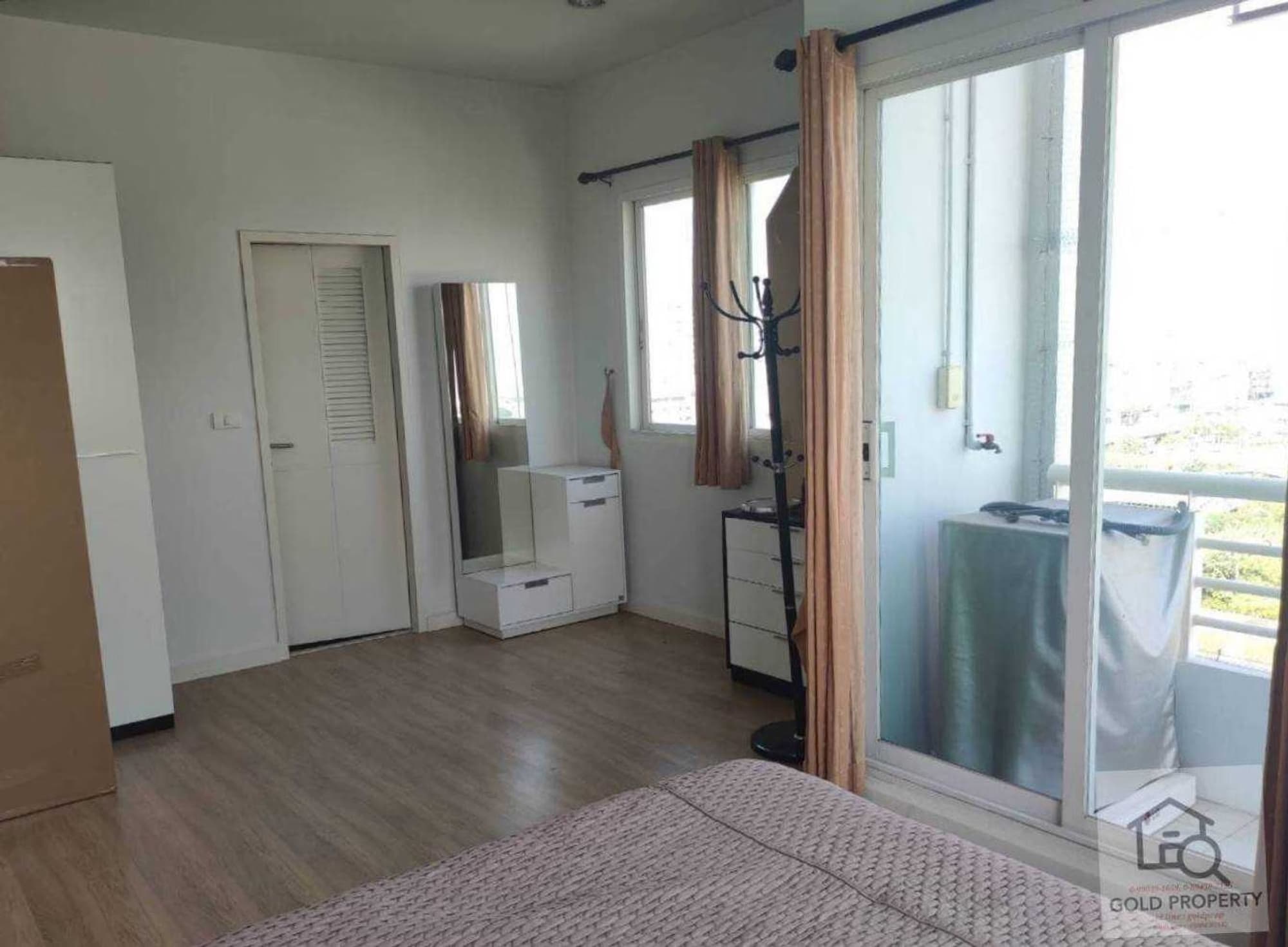 2 Bed Condo for Rent  Near Si Kritha MRT - Image 9