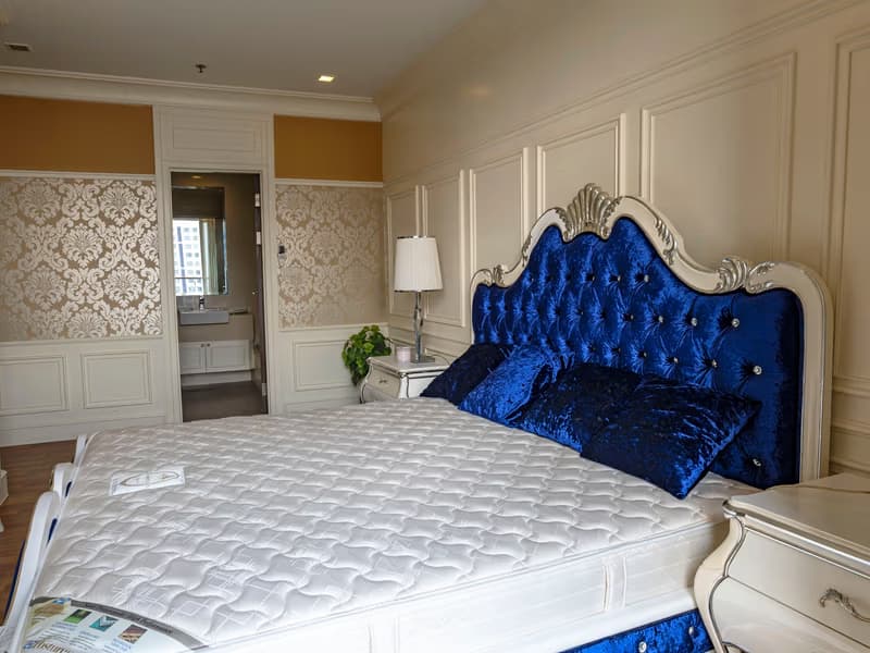 Condo for Rent at Le Luk Condominium
