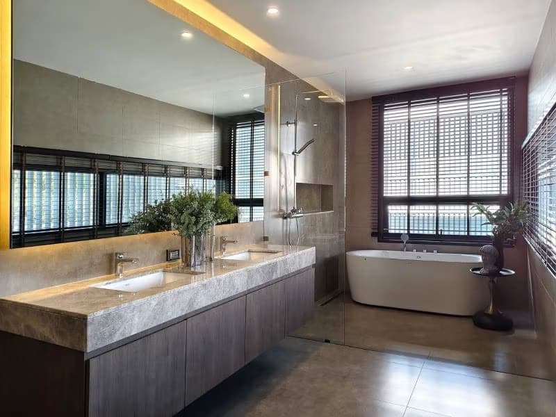 4 Bed House for Sale in Hang Dong District