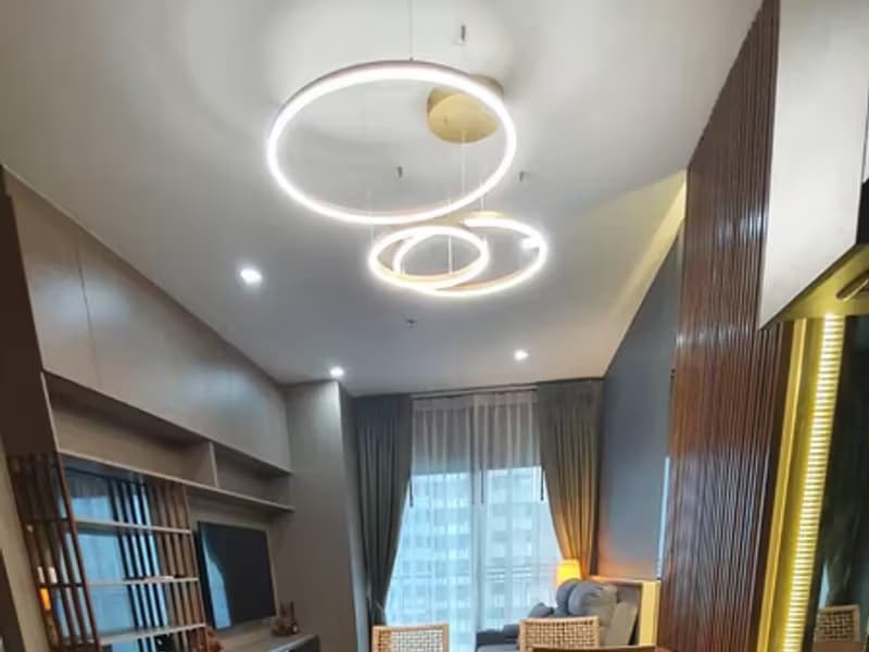 1 Bedroom Condo
