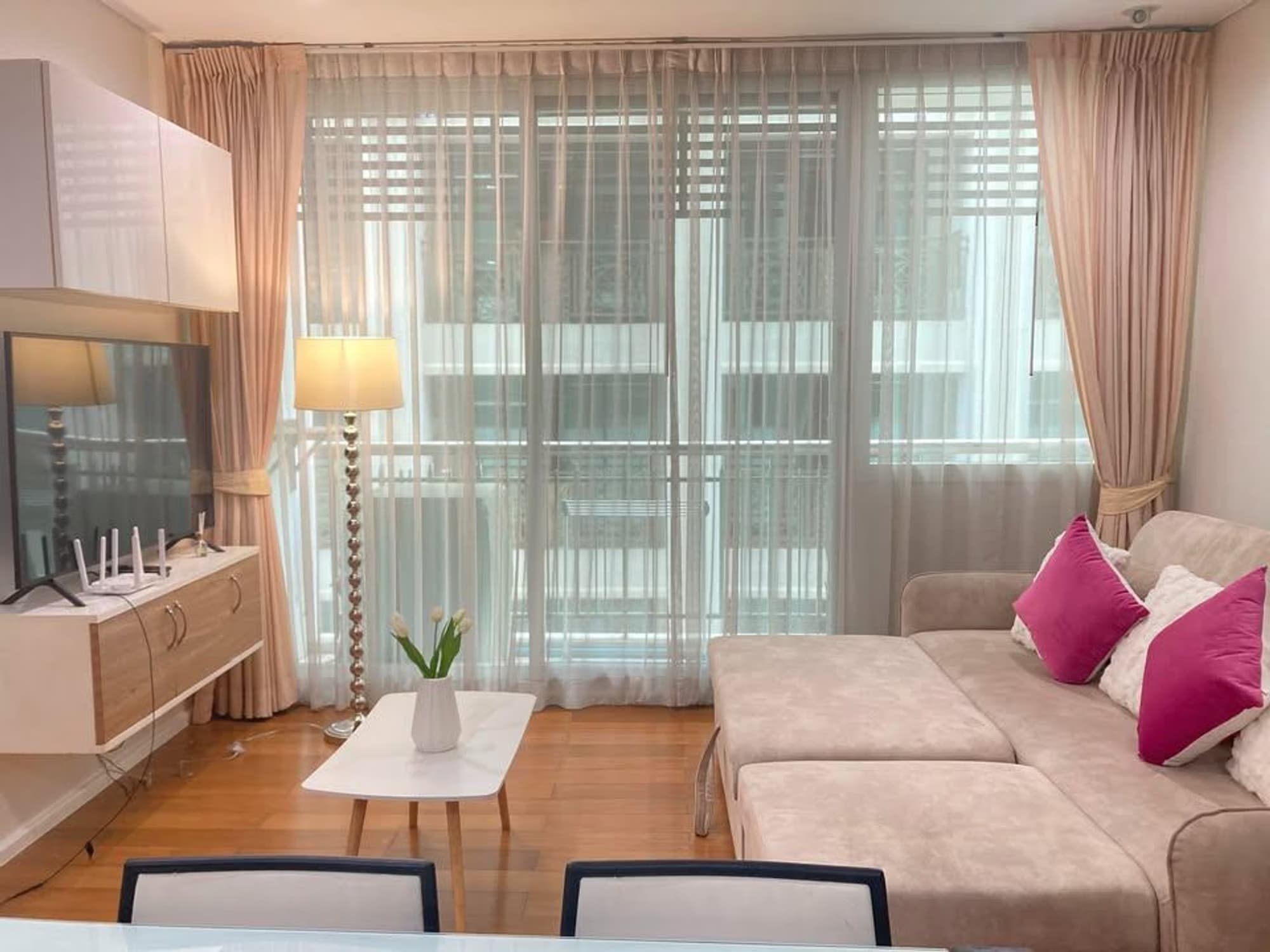 1 Bed Condo for Rent in Watthana - Image 1