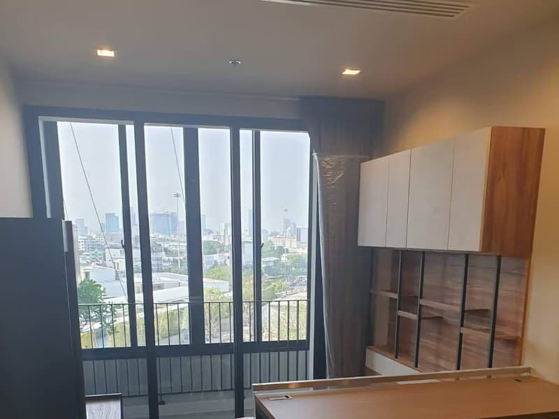 Condo for Rent at Ideo Q Victory