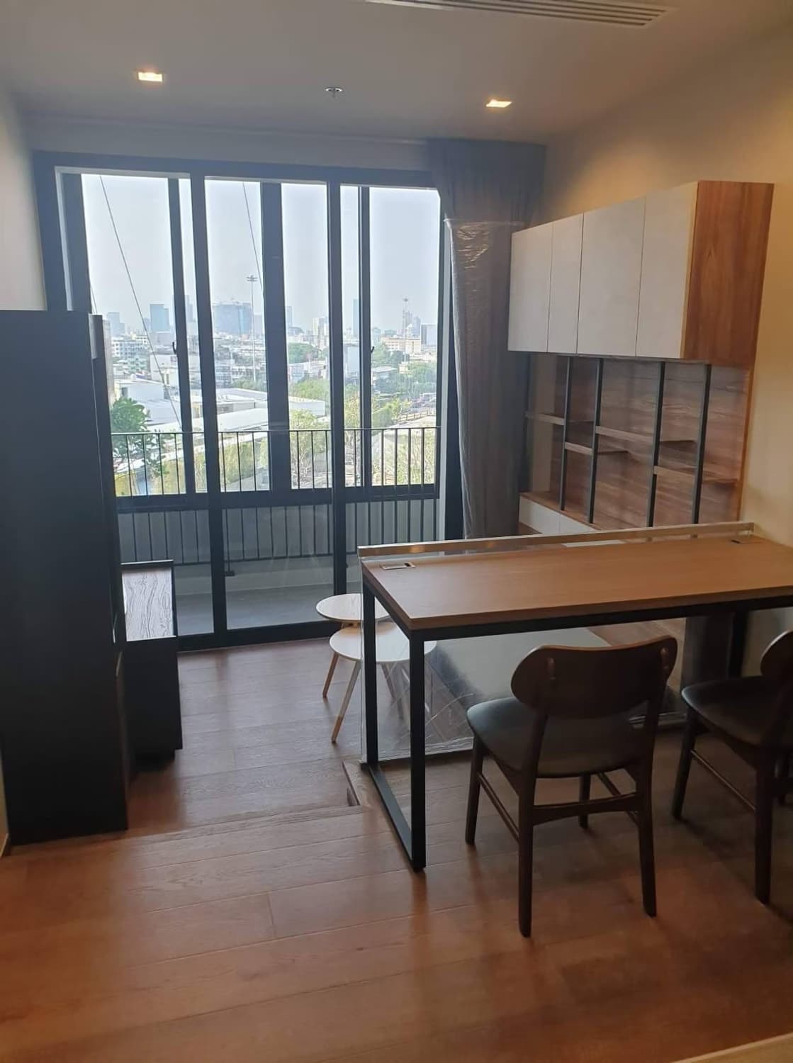 Condo for Rent at Ideo Q Victory - Image 6