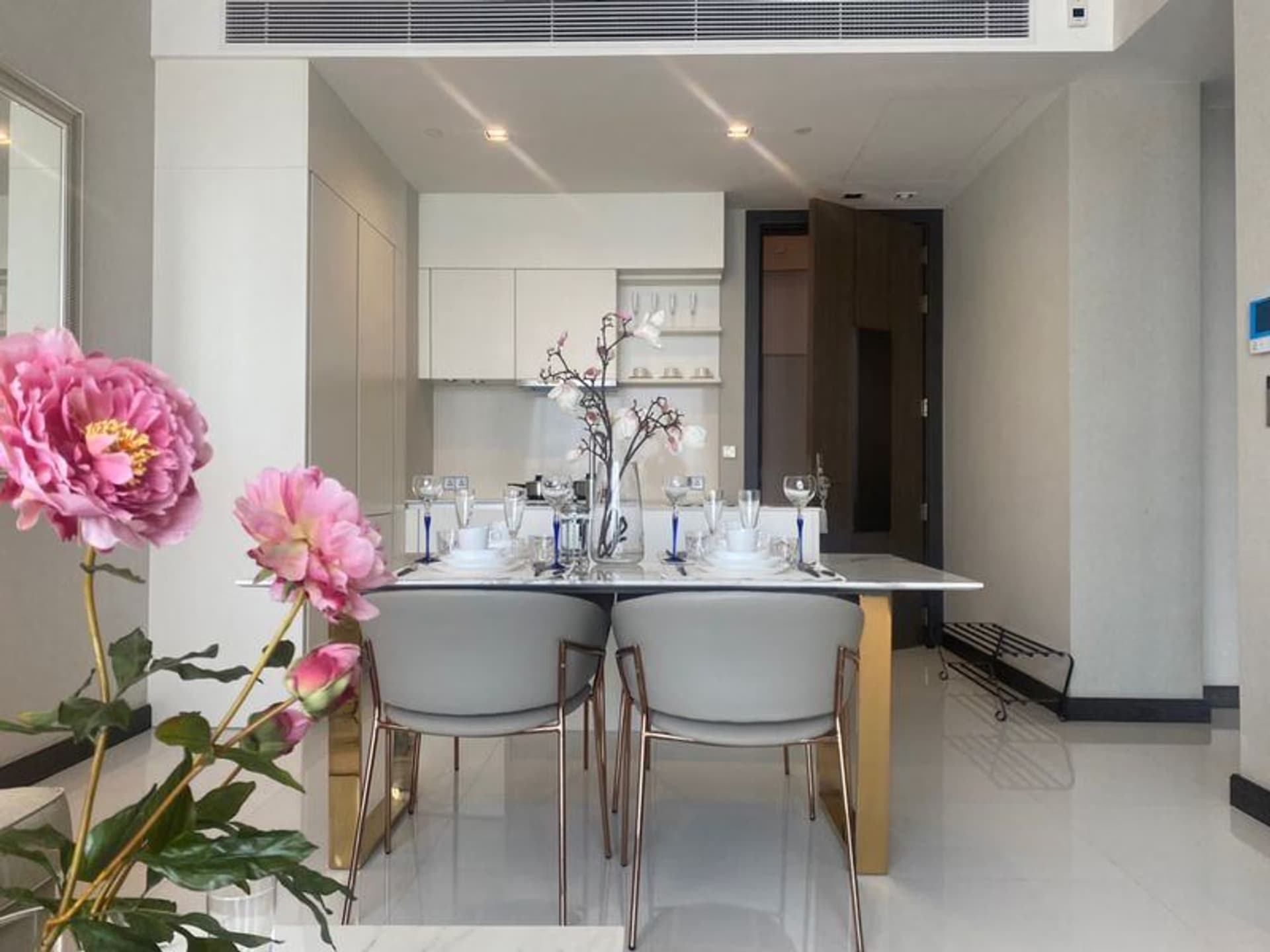 2 Bed Condo for Rent in Khlong Toei - Image 5