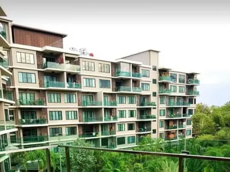 1 Bedroom Condo