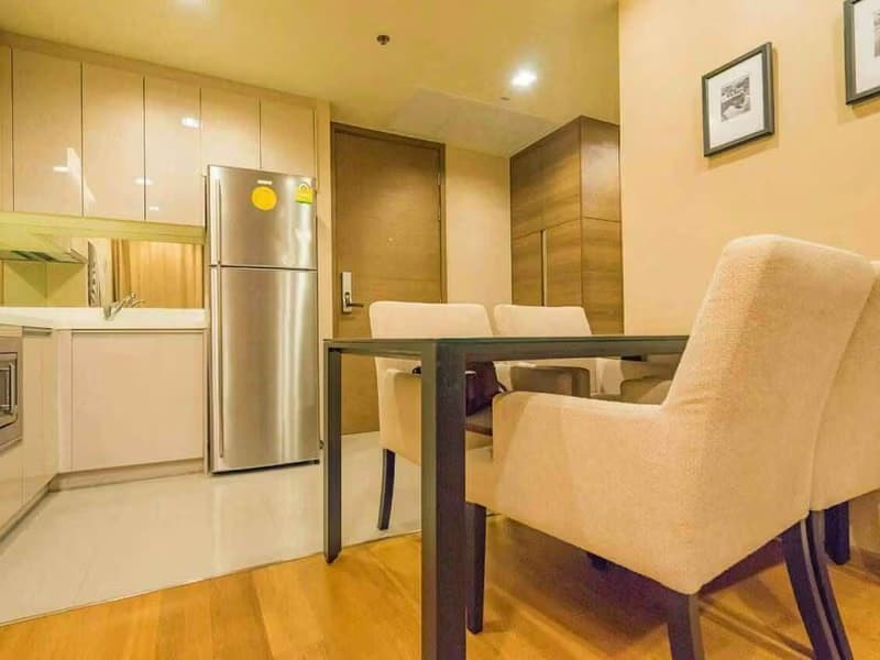 2 Bed Condo for Rent in Bang Rak