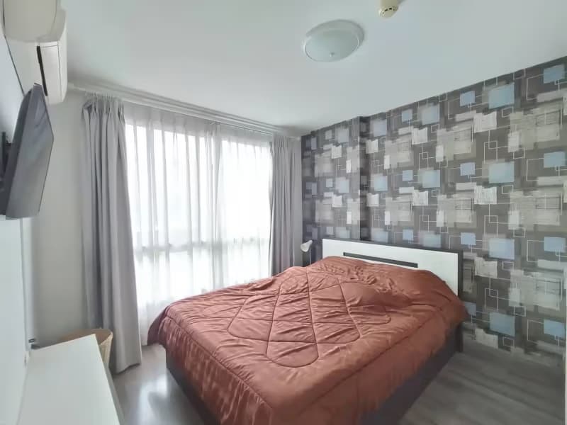 1 Bedroom Condo