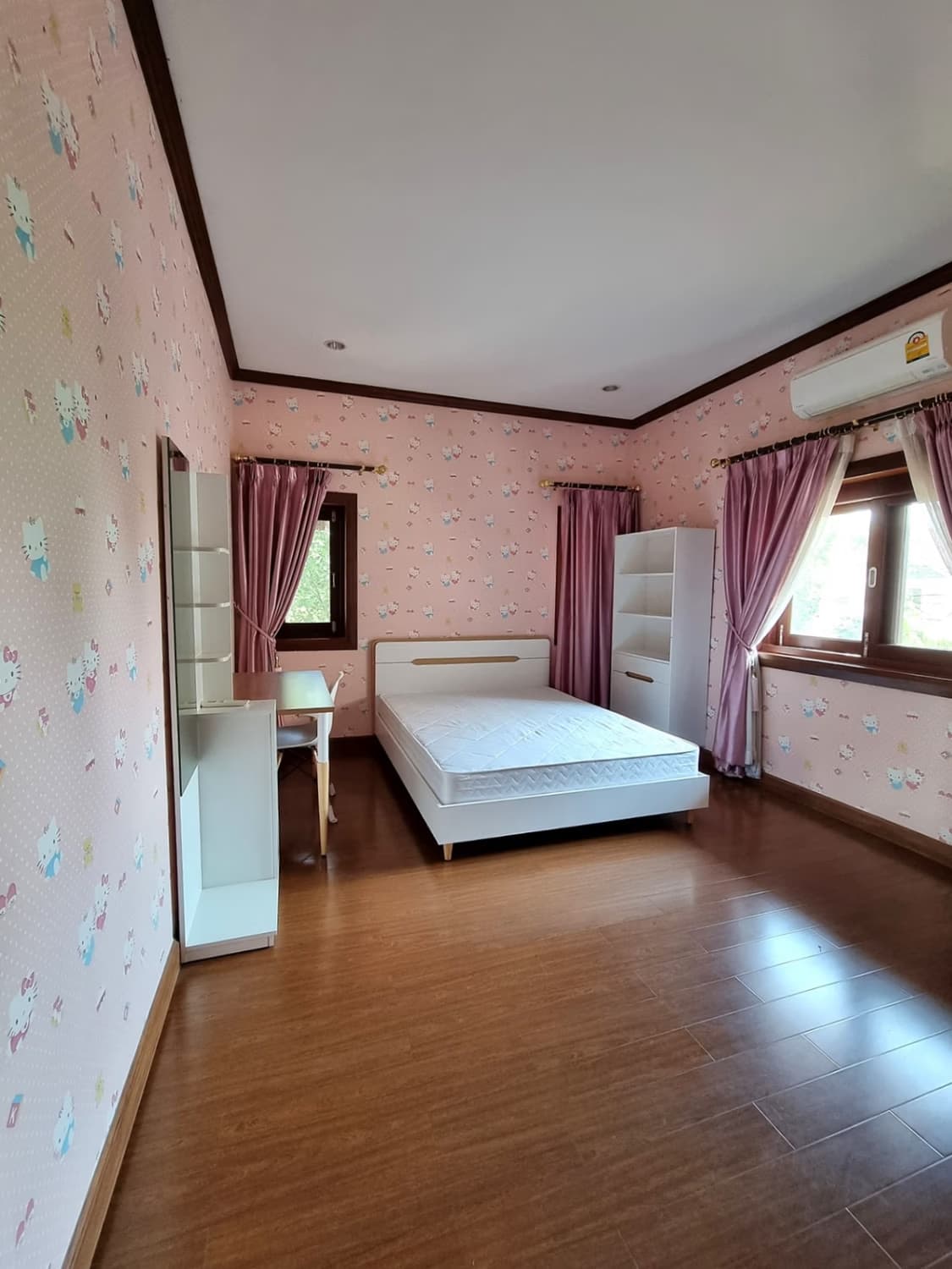 4 Bed House for Rent and Sale in San Kamphaeng - Image 15