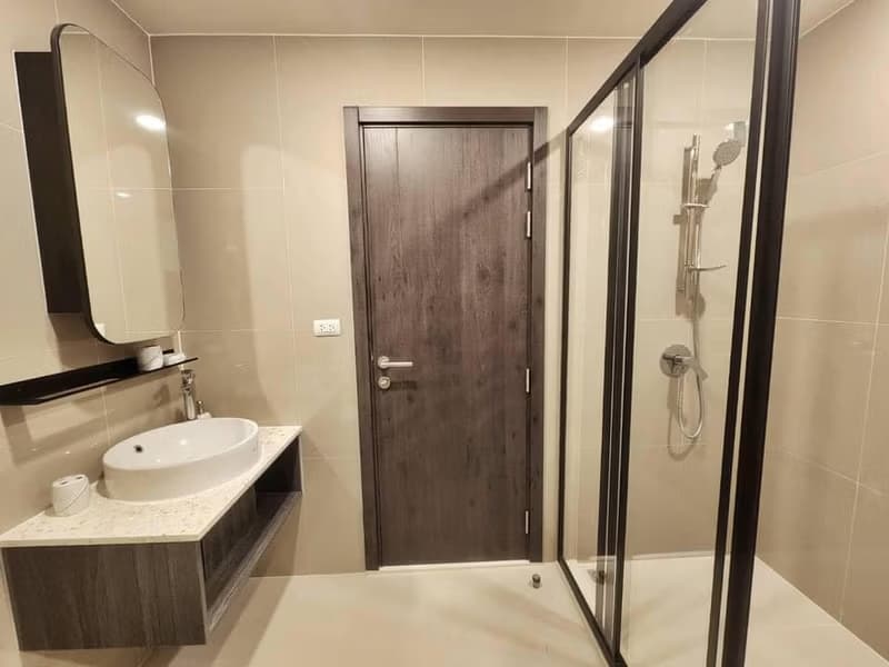 1 Bed Condo for Sale  Near Huai Khwang MRT