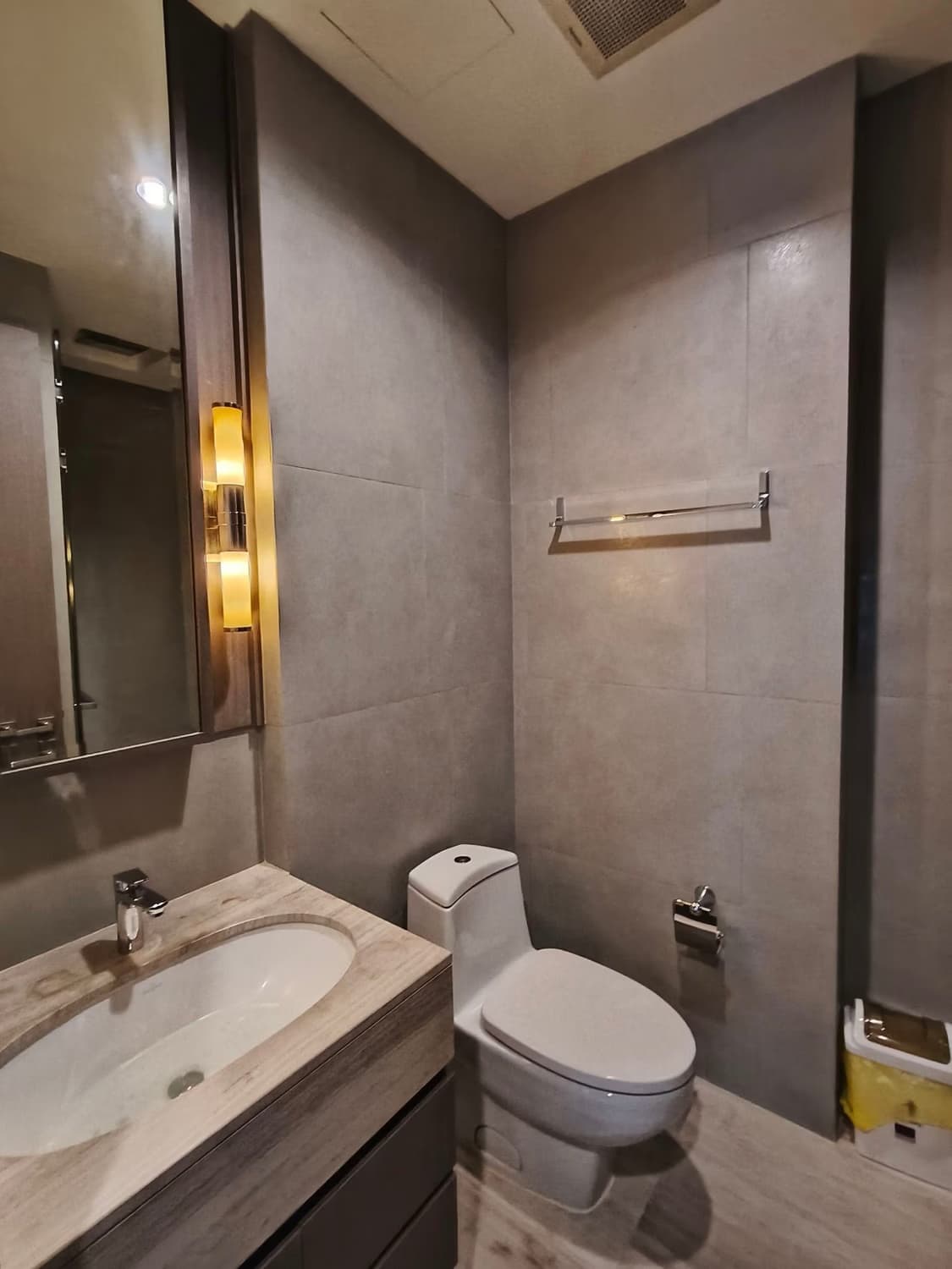 2 Bed condo for Rent and Sale  near undefined - Image 6