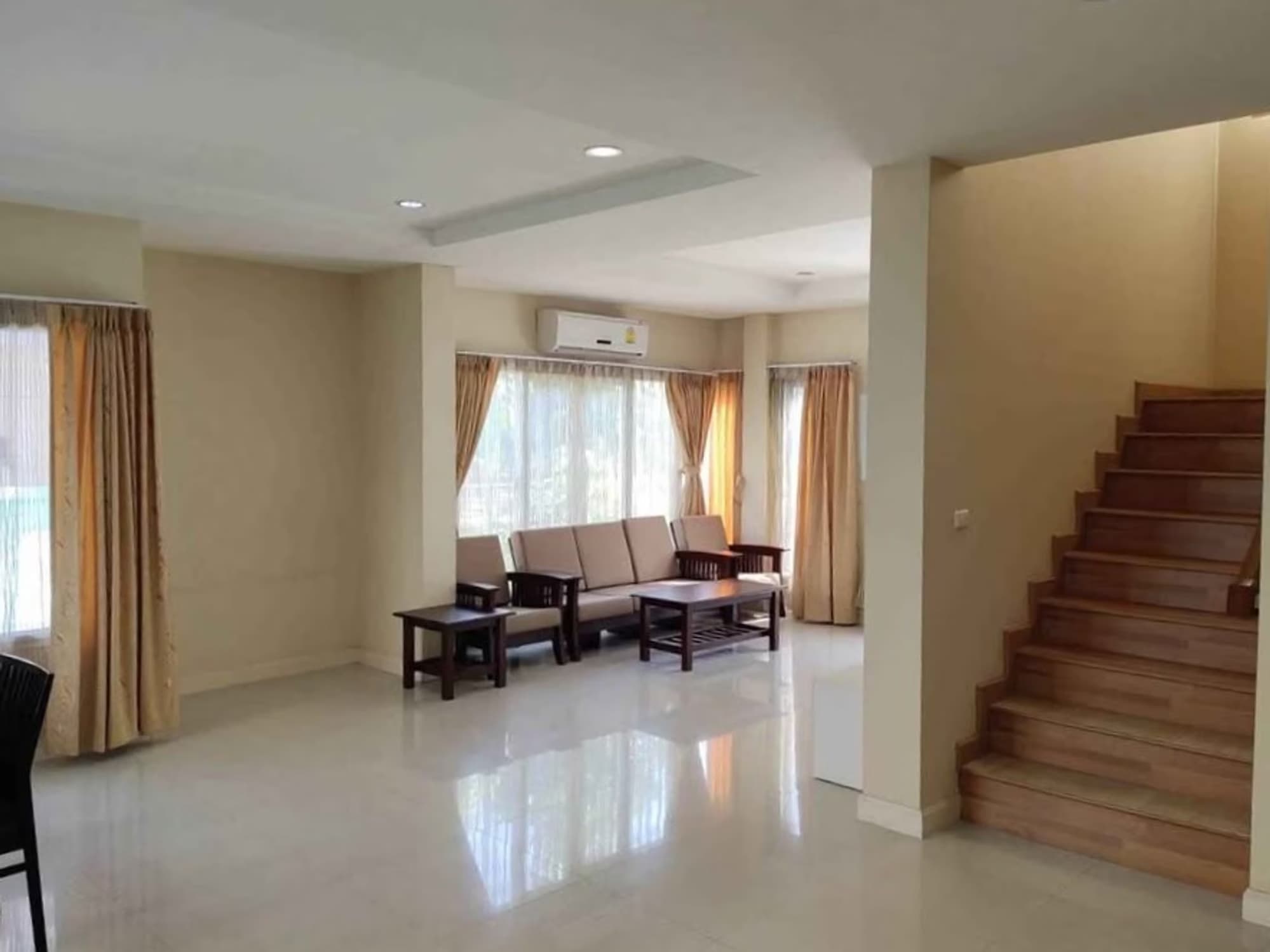 3 Bed House for Rent in Mueang Chiang Mai - Image 2