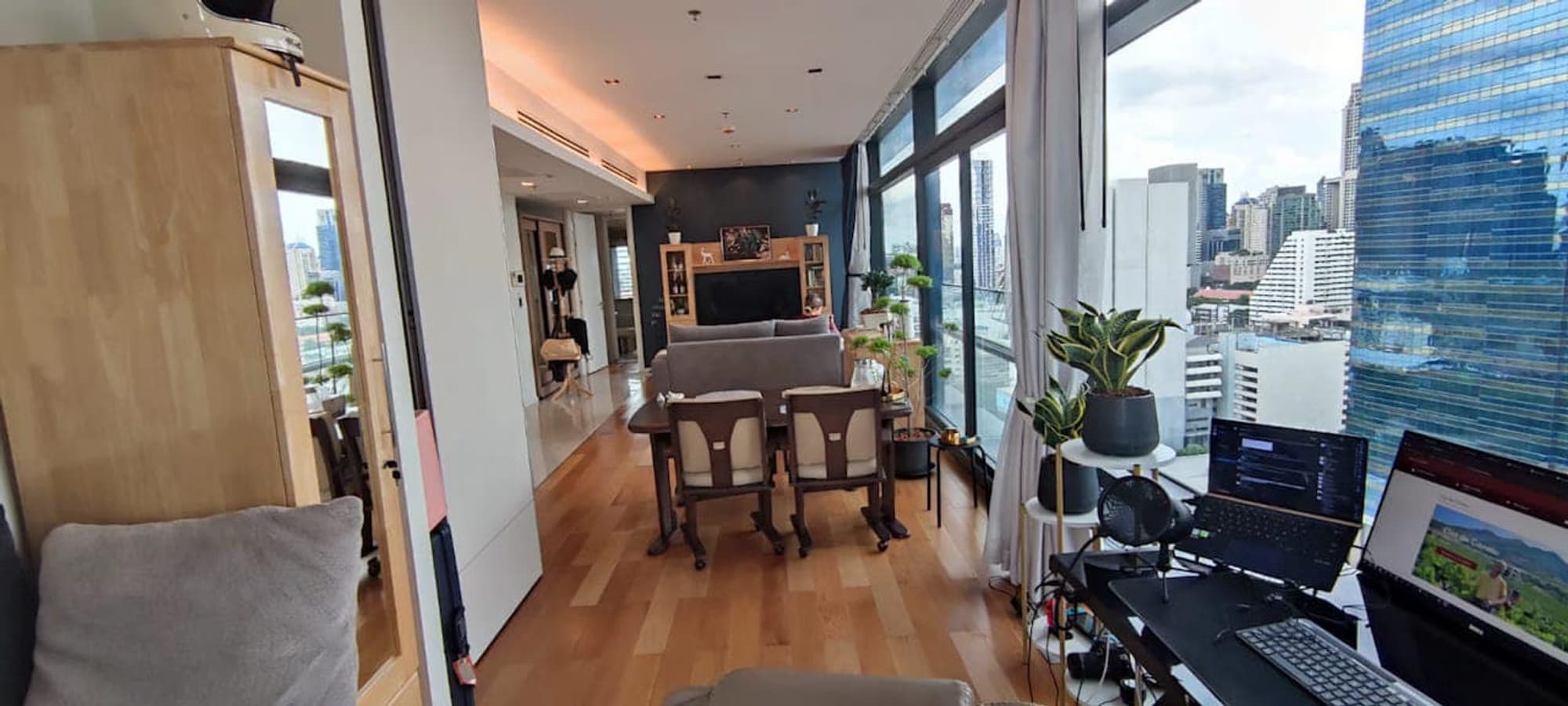 Condo for Rent at Circle Condominium - Image 7
