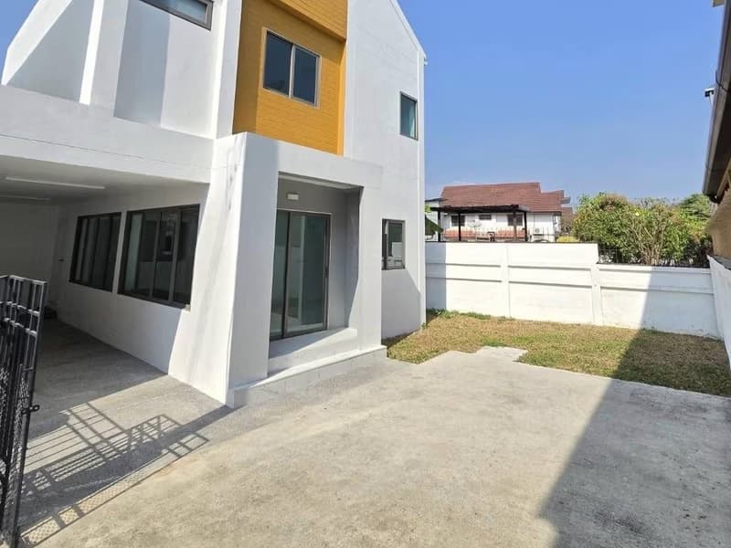 3 Bed House for Rent in Mueang Chiang Mai District