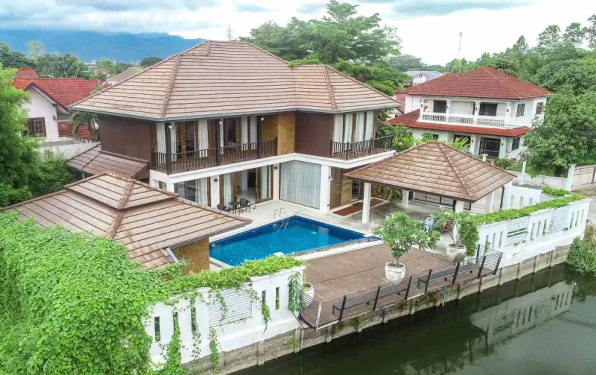 3 Bedroom Housefor Rent, Sale in San Phranet, San Sai. - Image 1