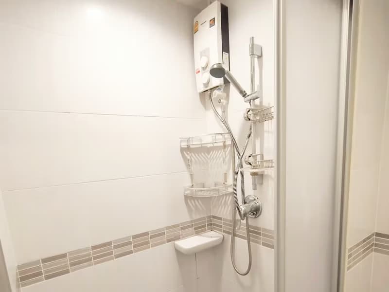 1 Bedroom Condo