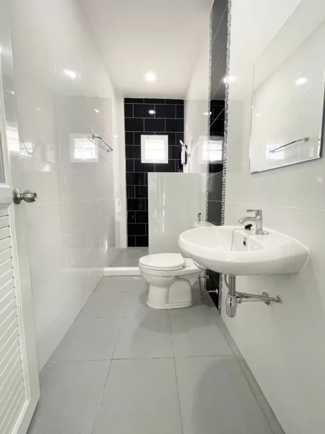 3 Bedroom House - Image 18