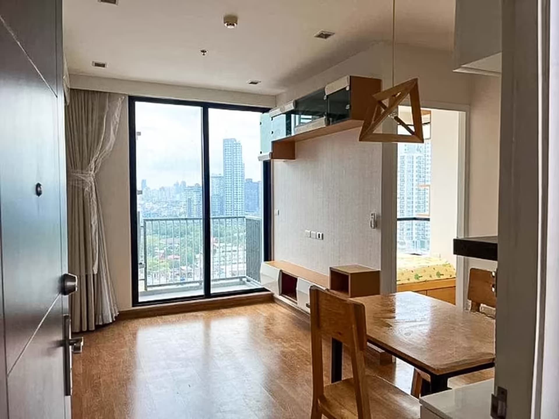 2 Bedroom Condo for Sale at Q House Sukhumvit  - Image 4