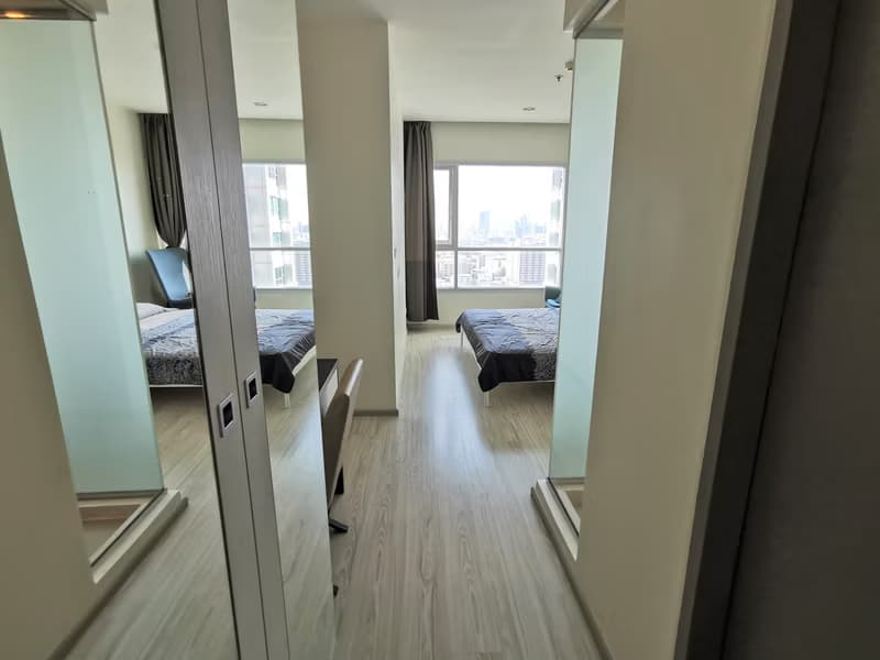 2 Bed Condo for Rent and Sale  Near Huai Khwang MRT