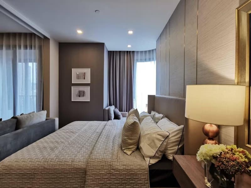 1 Bedroom Condo