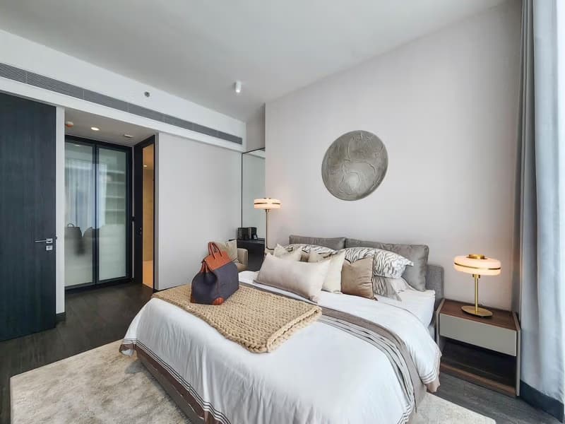 2 Bed Condo for Rent in Bang Rak