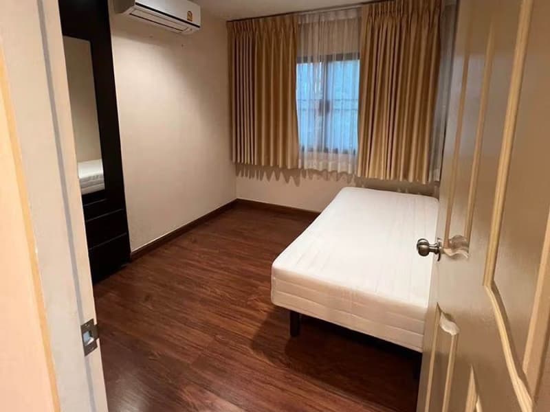 2 Bed Condo for Rent in Khlong Toei