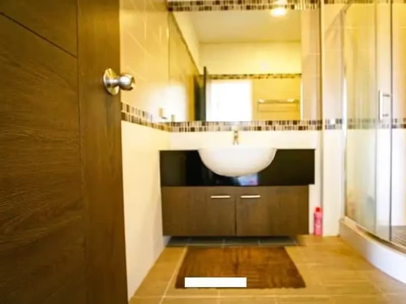 1 Bedroom Condo
