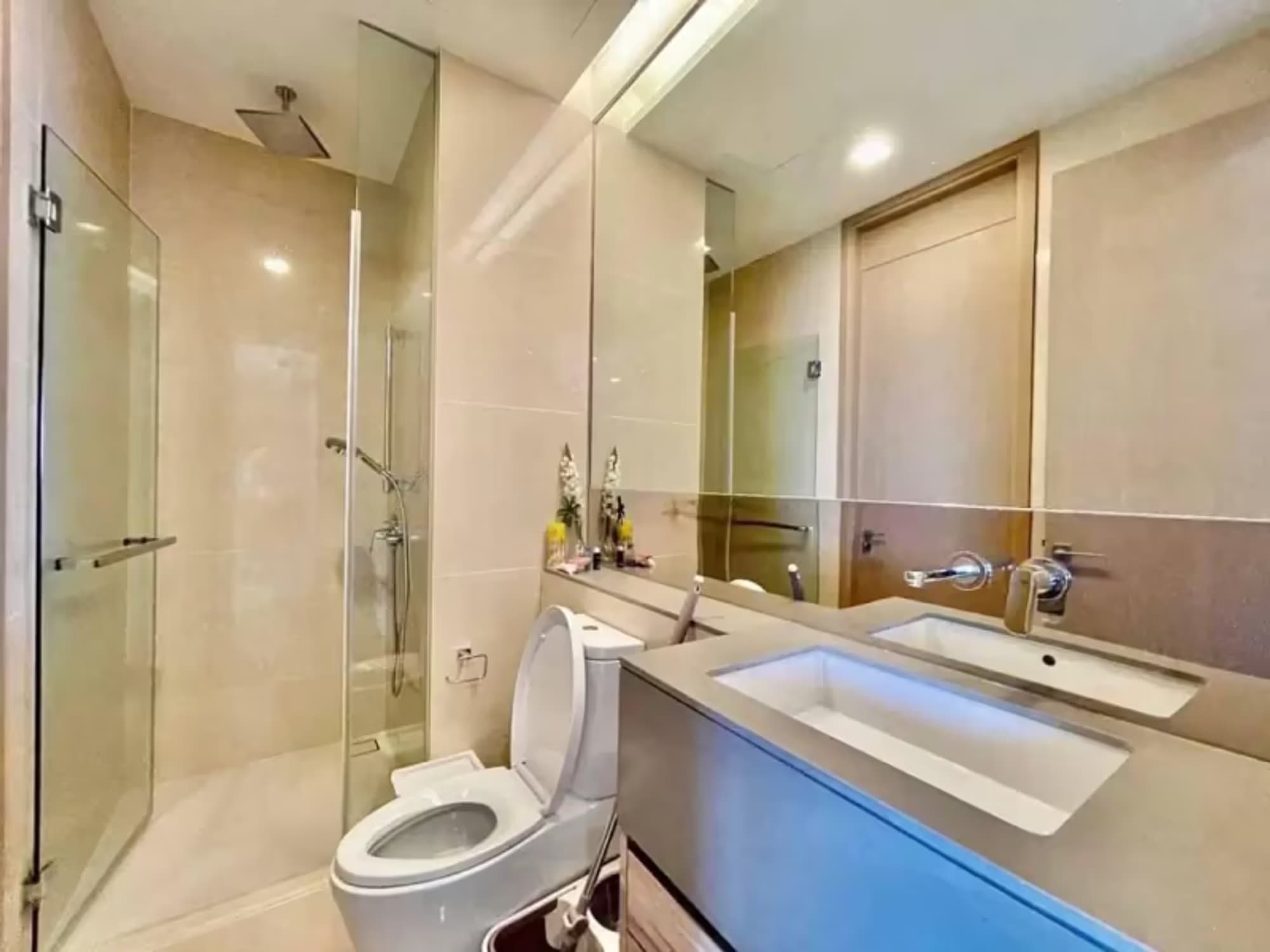 2 Bedroom Condo - Image 6