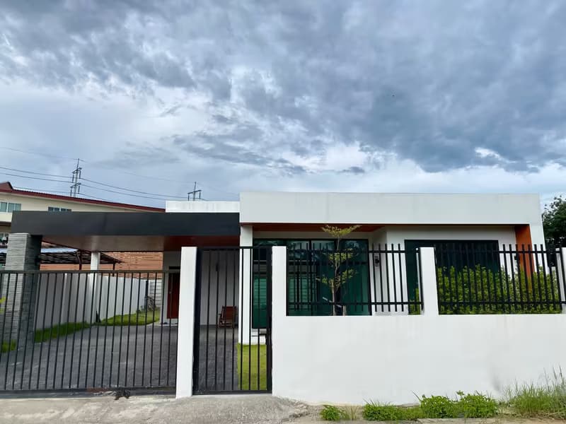 House for Sale in San Phak Wan, Hang Dong.
