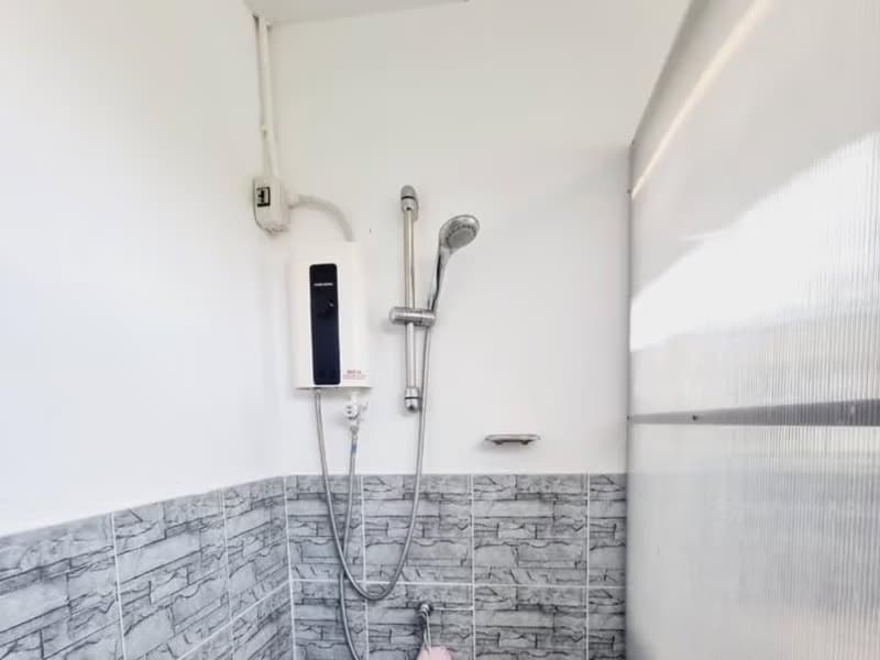 4 Bed House for Rent and Sale in Hang Dong District