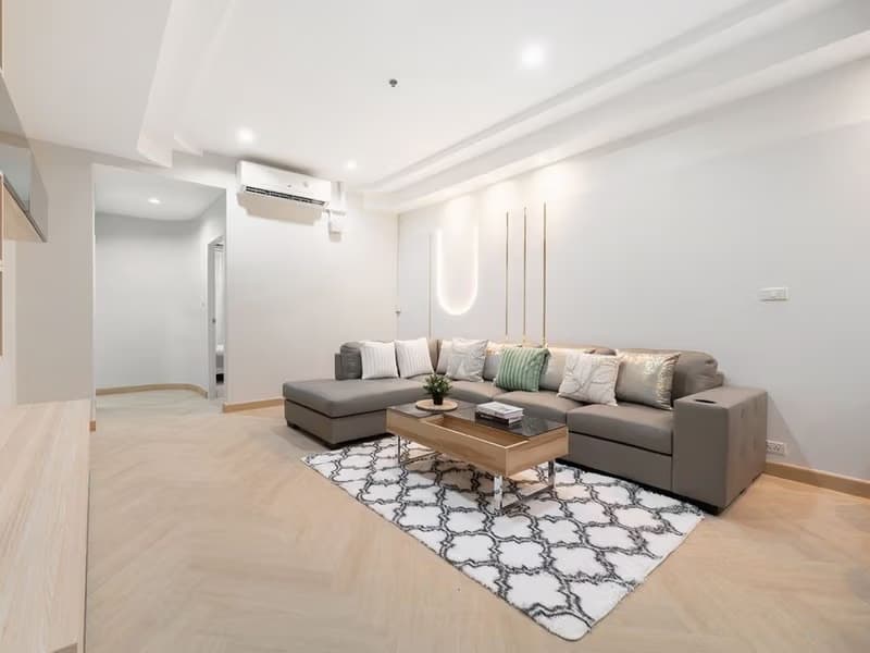 2 Bed Condo for Sale in Khlong San