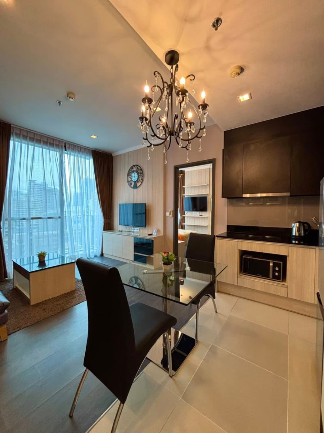 1 Bed Condo for Rent in Watthana - Image 2
