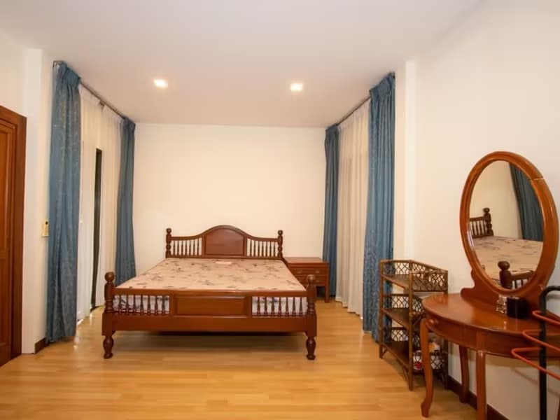 4 Bedroom House in Nong Hoi