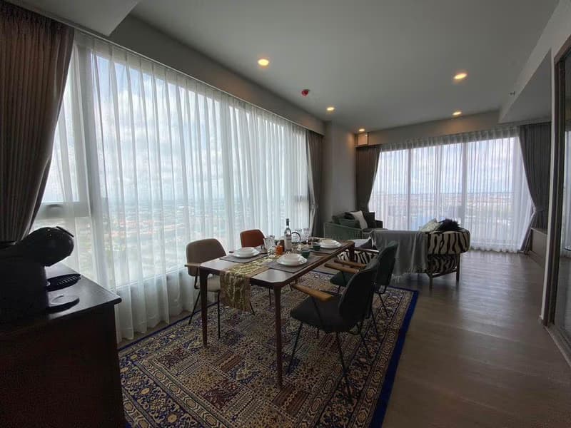 3 Bed Condo for Rent in Bang Phli