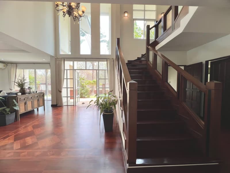 4 Bed House for Rent in Hang Dong