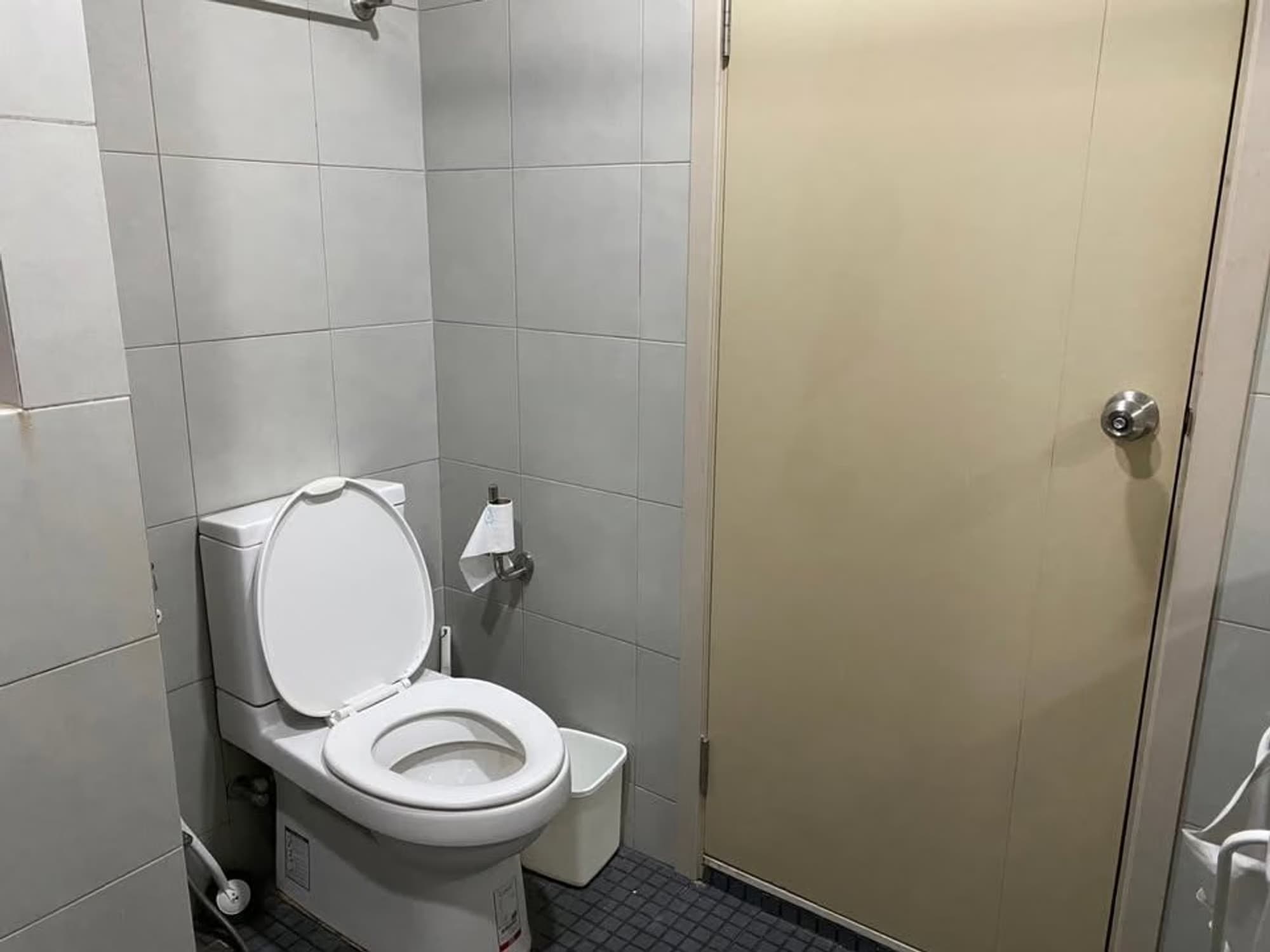  - Image 4
