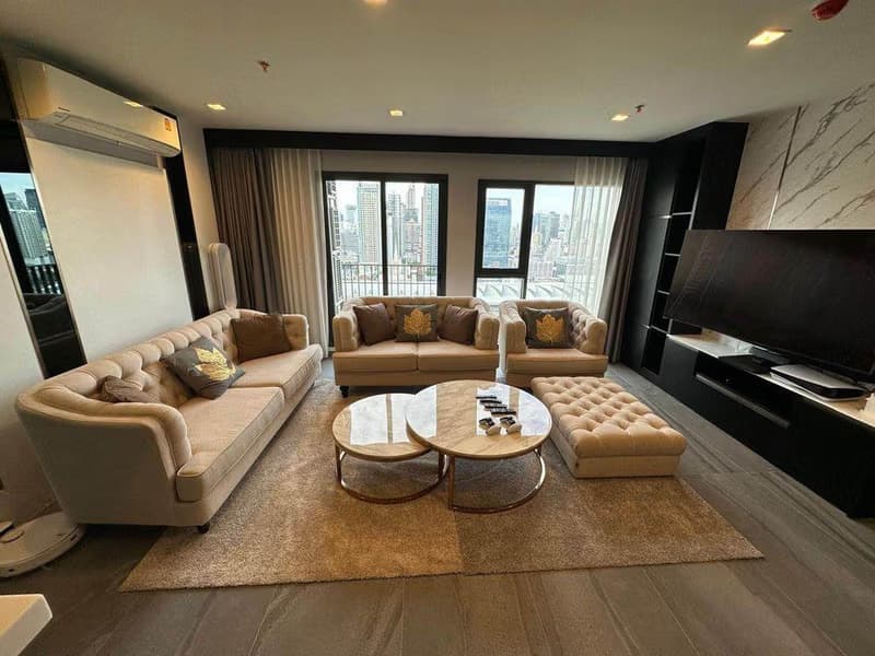 2 Bed Condo for Sale in Pathum Wan