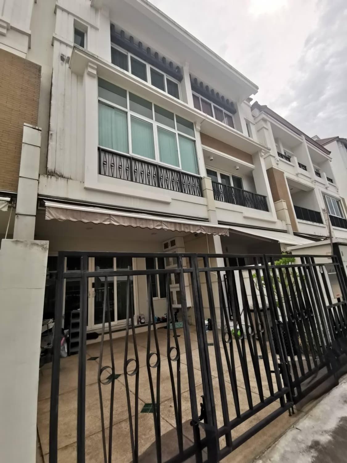 3 Bed Townhouse for Sale in Yan Nawa - Image 31