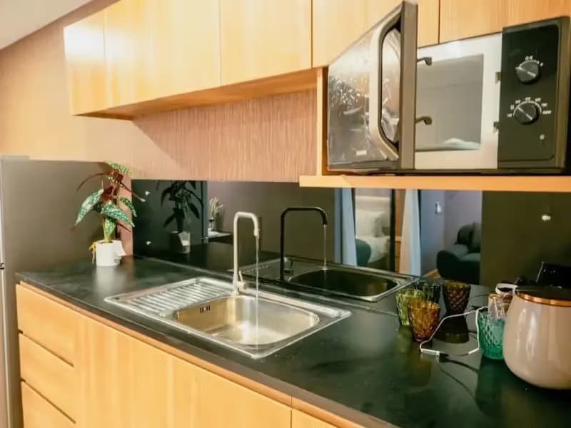 1 Bedroom Condo