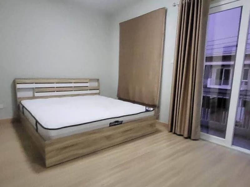 3 Bed Townhouse for Rent in Mueang Chiang Mai