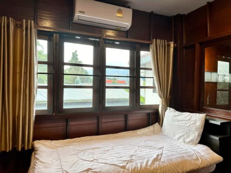 6 Bedroom House for rent in Chiang Mai