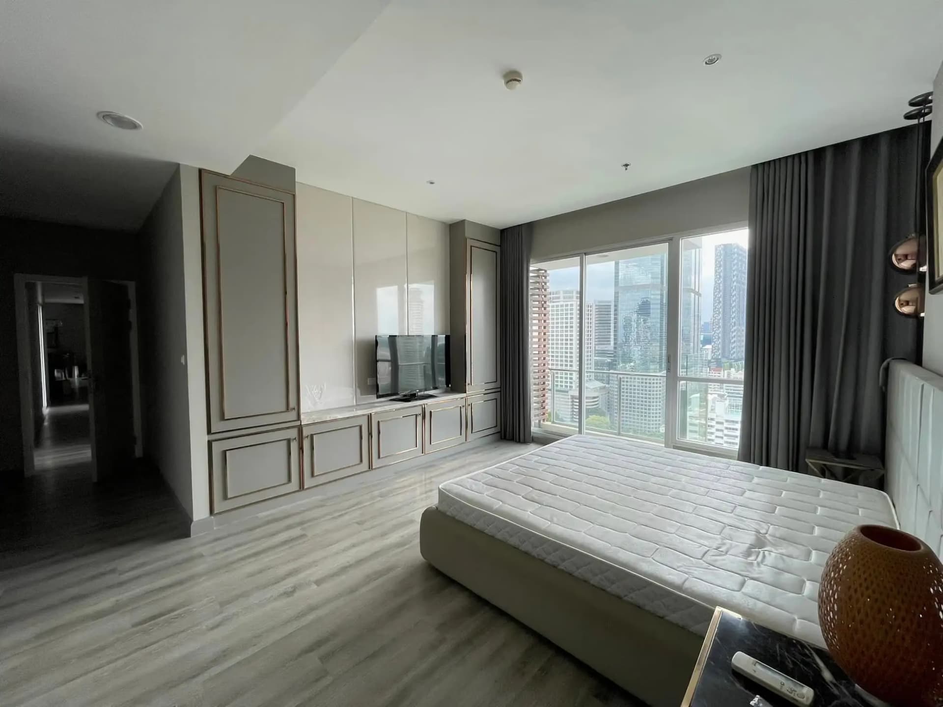 3 Bedroom Condo - Image 12