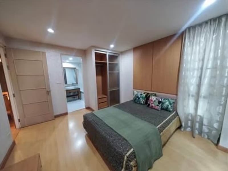2 Bed Condo for Rent in Watthana
