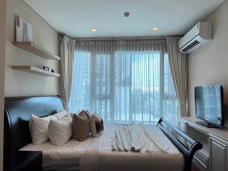 2 Bed Condo for Rent in Watthana